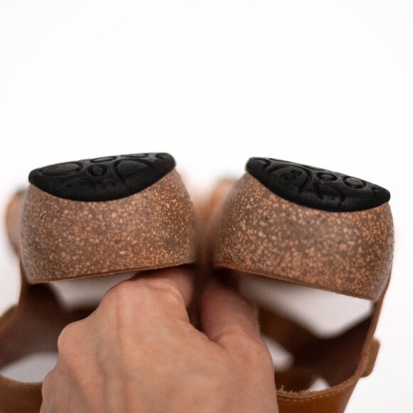 Taos Trulie Sandals 9 Camel Brown Leather Strappy Slingback Wedge Cork Footbed - Picture 9 of 9